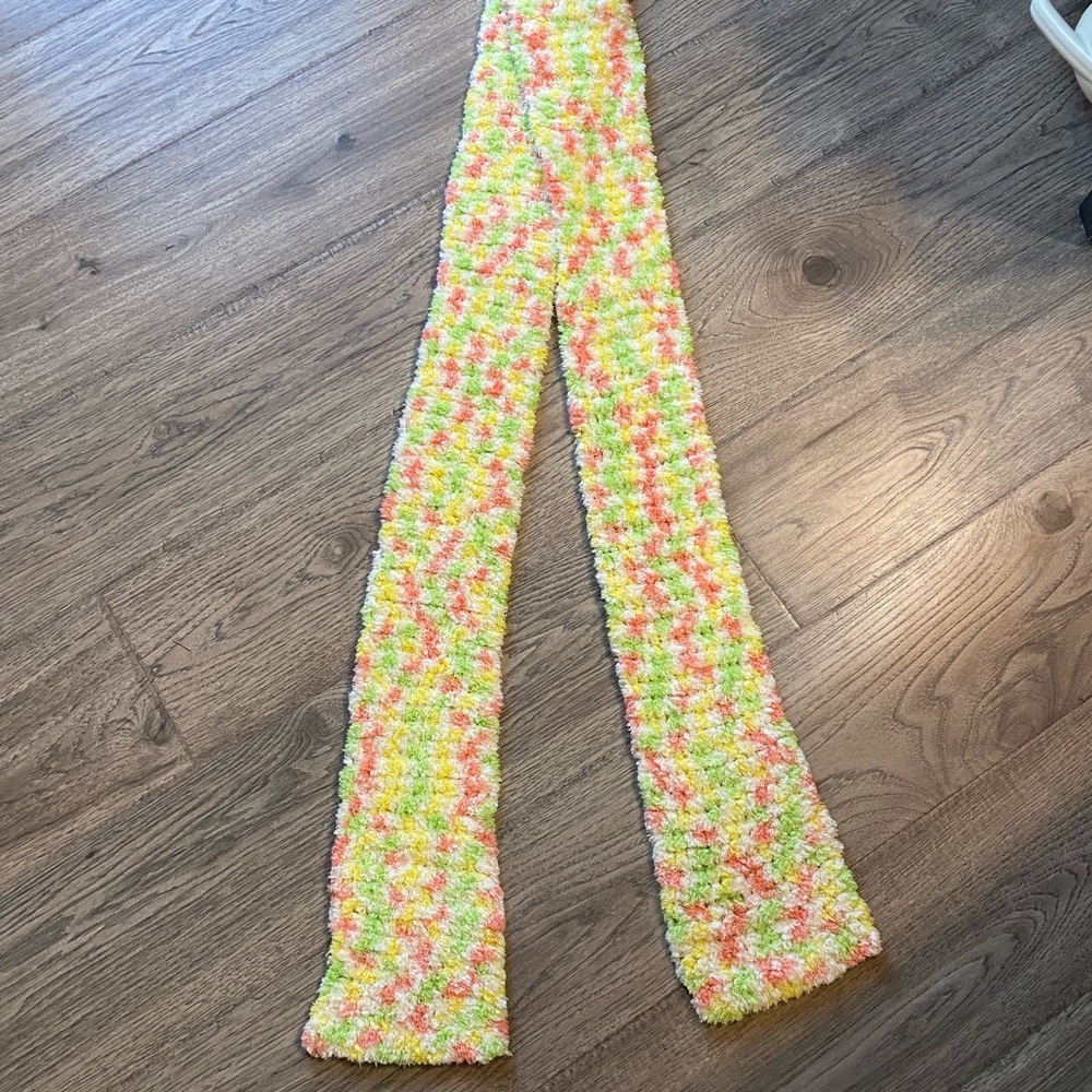 Multi-Color Scarf. - Picture 4 of 5